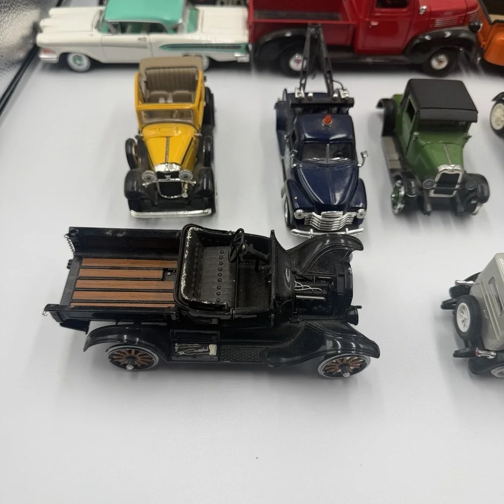 Vintage Model Cars/Trucks Lot‎ For Parts Repair Or Restore READ DESCRIPTION